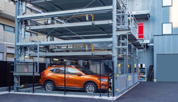 アウディQ2：全幅1795mmのコンパクトSUV