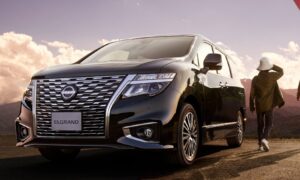 エルグランド3 新型エルグランドのフルモデル チェンジ2025で変わるミニバン像