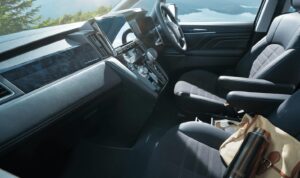 デリカ.6 デリカ新型中止の噂は事実か