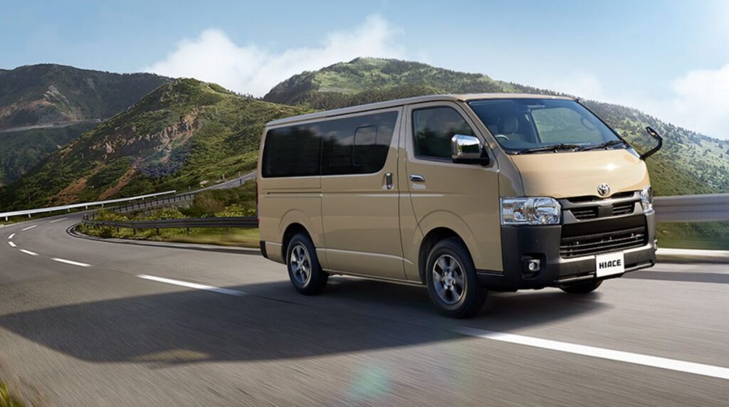 新型ハイエース300系の最新情報と全貌