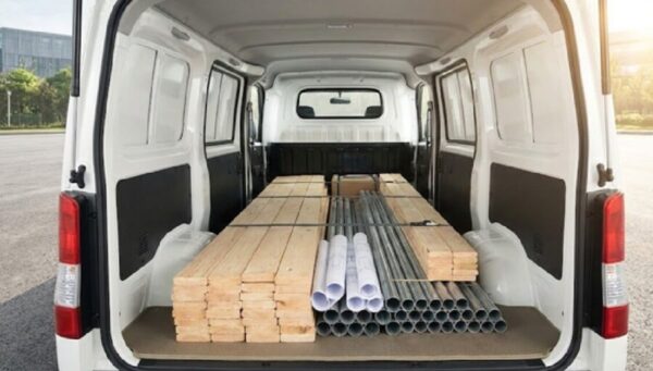 カーゴの荷室寸法と最大積載量