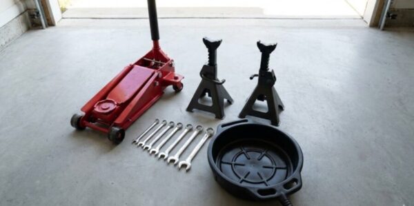 DIYでの交換手順と必要工具